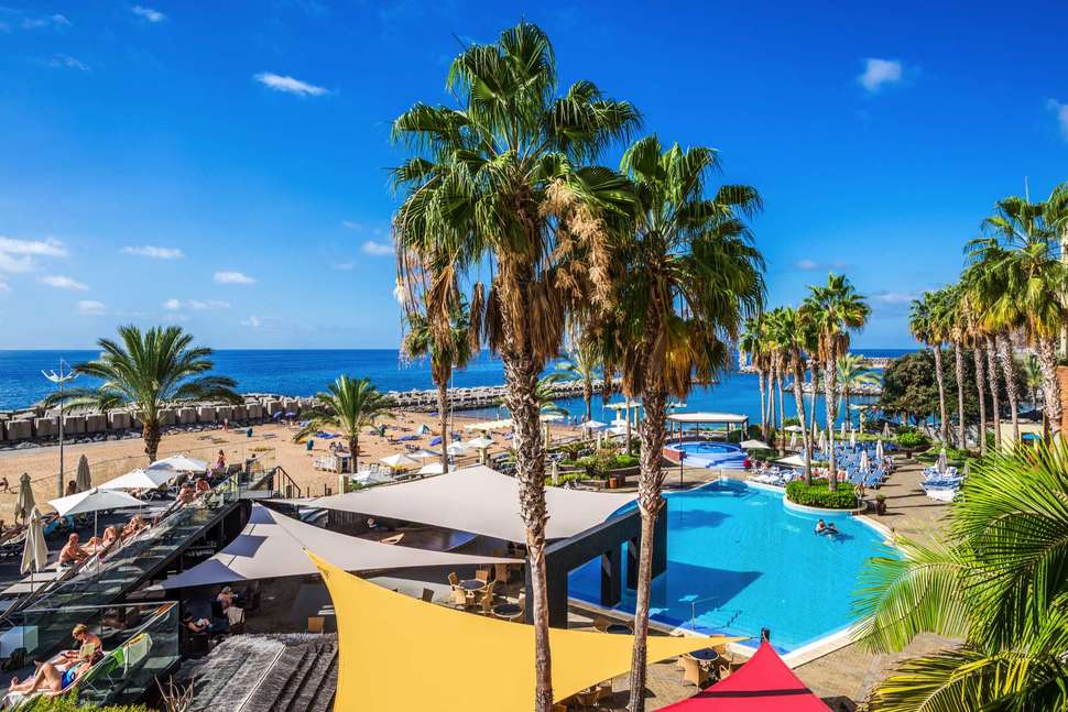 calheta-beach-calheta-portugal