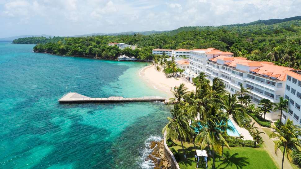 couples-tower-isle-port-maria-jamaica