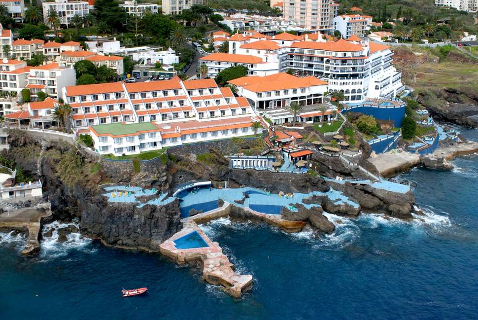hotel-roca-mar-canico-portugal