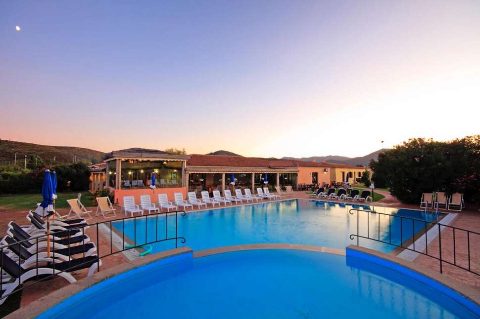 li-suari-club-hotel-san-teodoro-italie