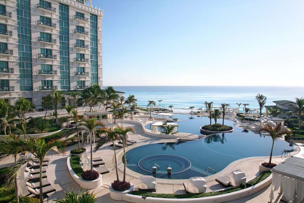 sandos-cancun-lifestyle-resort-cancun-mexico