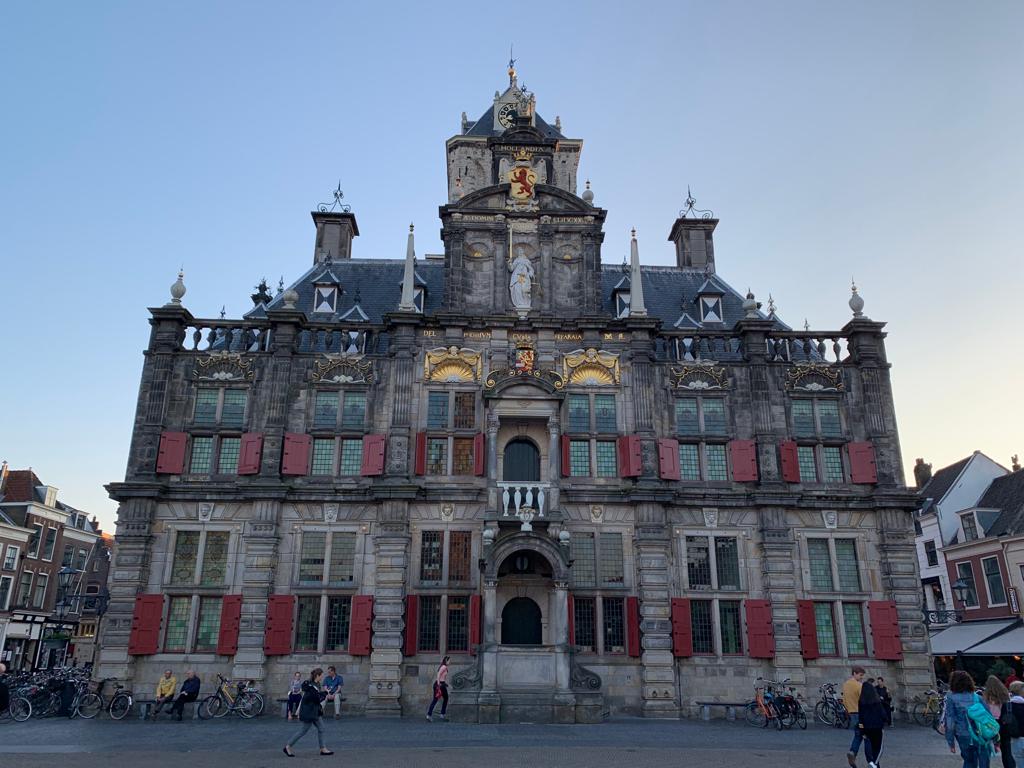 stadhuis-en-markt-delft