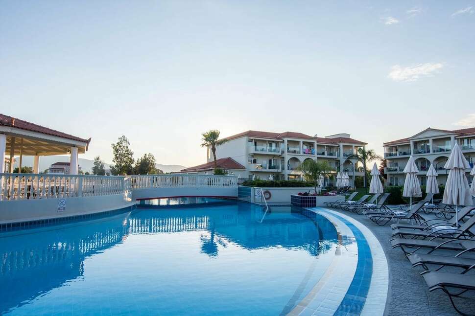 surreal-exotica-hotel-spa-by-zante-plaza-kalamaki-griekenland