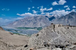 Rondreizen in Tadzjikistan: ontdek deze bijzondere bestemming in Midden-Azië!