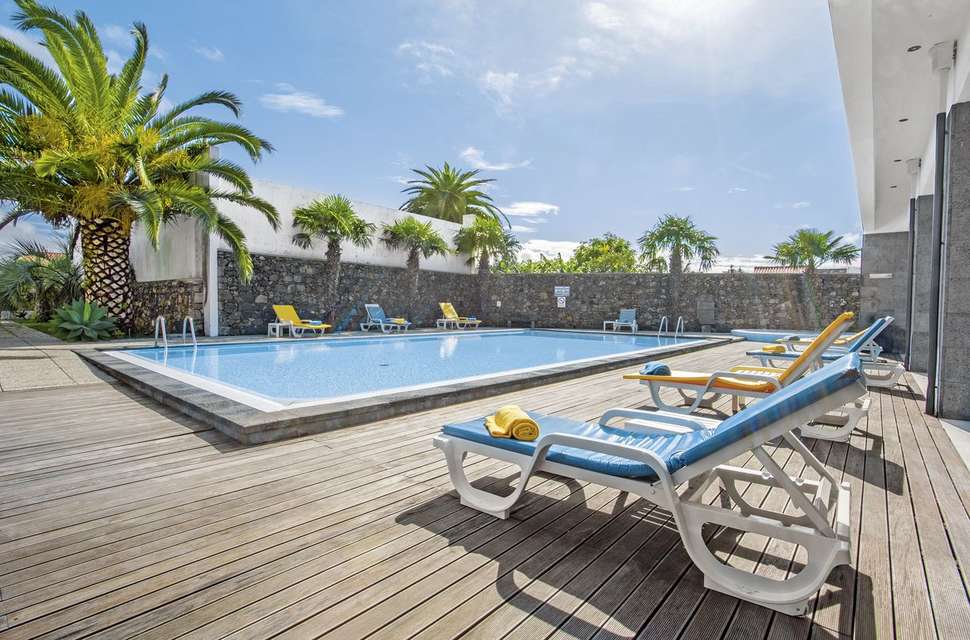 aparthotel-antillia-ponta-delgada-portugal