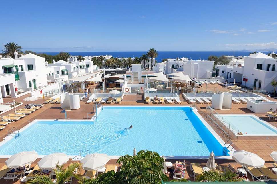 gloria-izaro-club-hotel-puerto-del-carmen-lanzarote