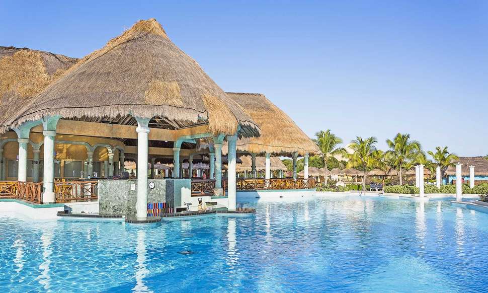 grand-palladium-colonial-resort-spa-akumal-mexico