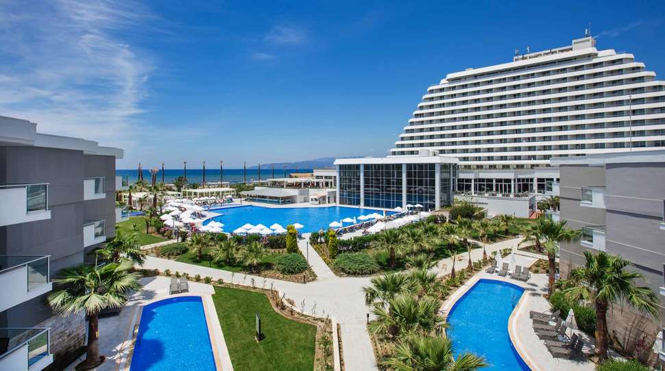 palm-wings-ephesus-beach-kusadasi-turkije