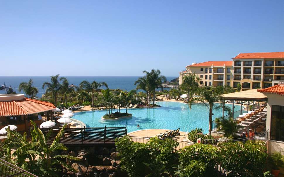 porto-bay-hotel-porto-mare-funchal-portugal