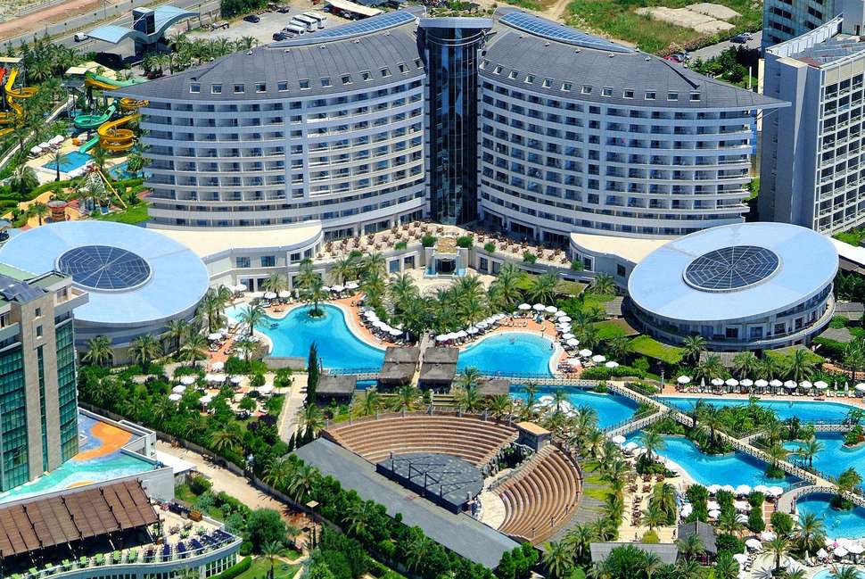 royal-wings-hotel-lara-beach-turkije