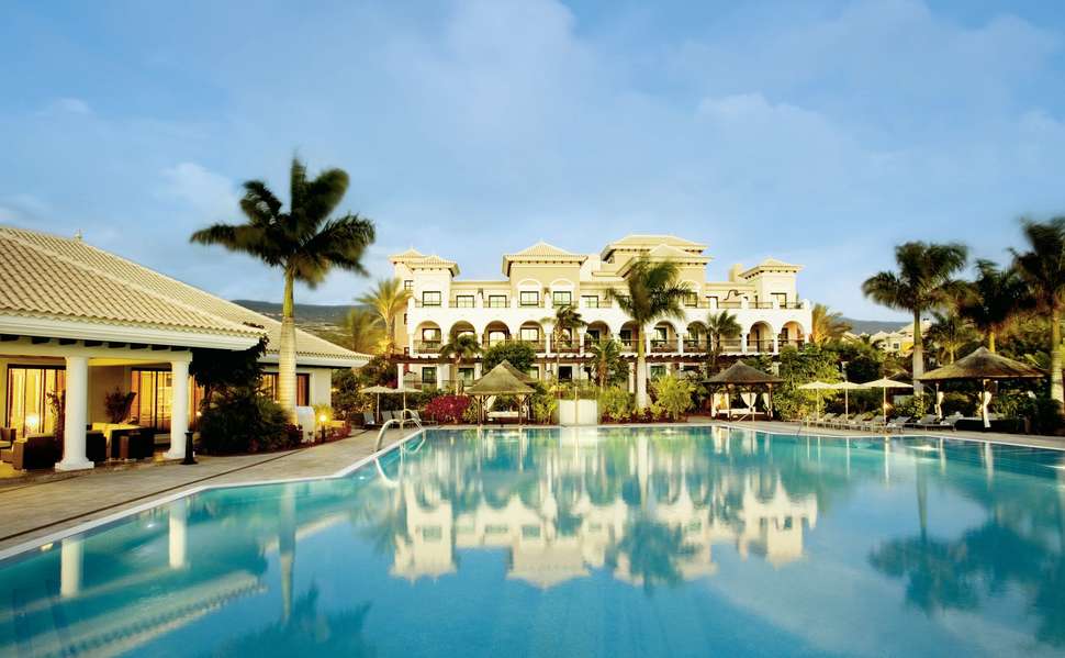 red-level-at-gran-melia-palacio-de-isora-puerto-de-santiago-tenerife