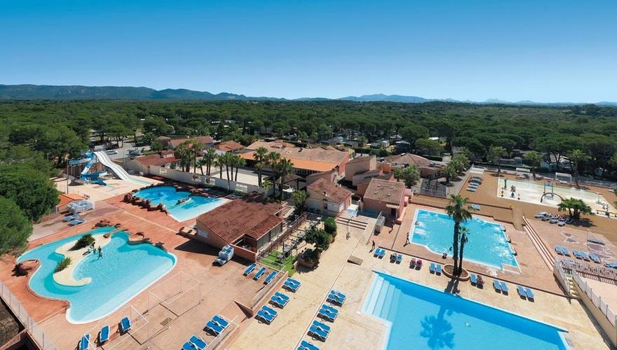 camping-parc-saint-james-oasis-village-puget-sur-argens-provence-alpes-cote-d-azur