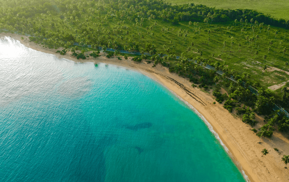 Playa Bahia de Las Aguilas naij Jaragua National Park