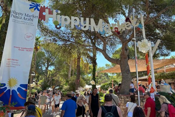 Overzicht hippiemarkten Ibiza