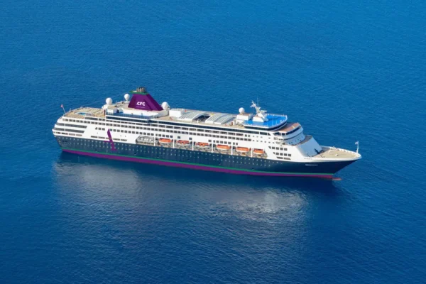 cruise van IJmuiden naar Curaçao corendon