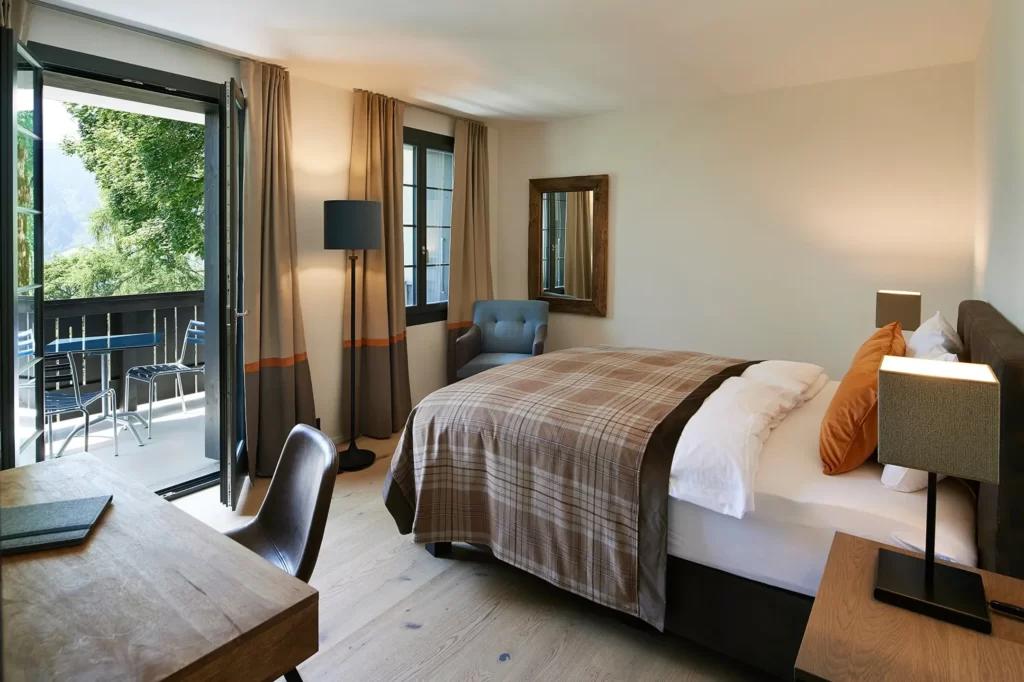 Eiger View Alpine Lodge ski hotel