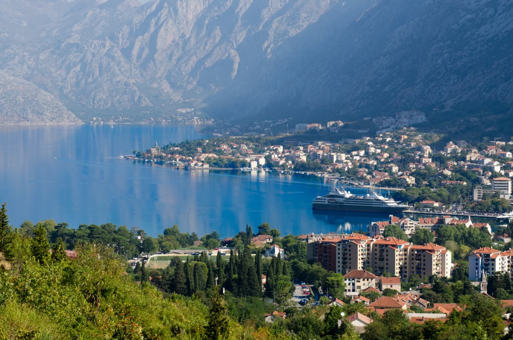 Kotor stedentrip strand