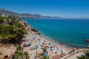 mooiste stranden en baaien bij malaga