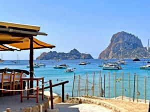 Wat te doen op Ibiza? Deze 15 plekken mag je niet missen!