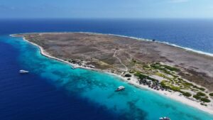 Dagtrip naar Klein Curaçao: álle bezienswaardigheden, info & tips!