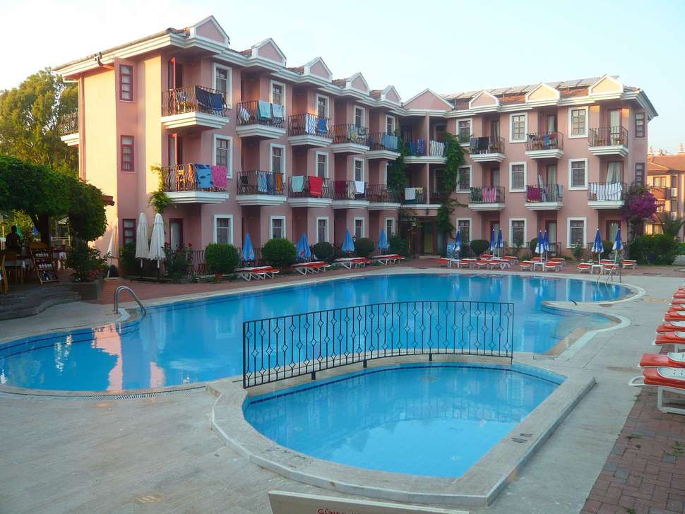 Gunes Hotel