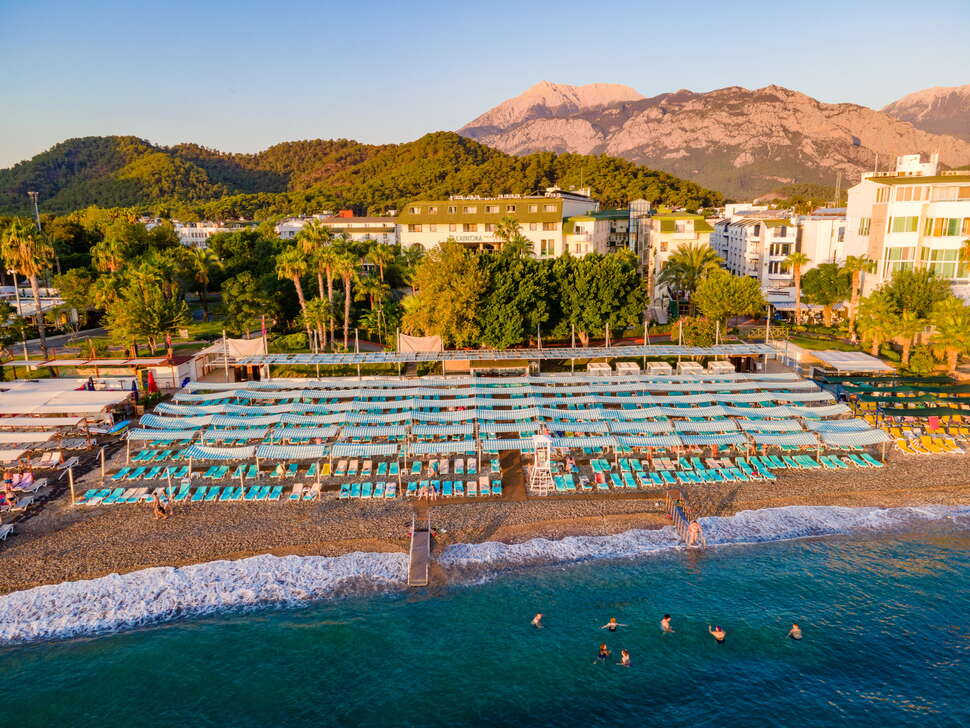 L'Ancora Beach