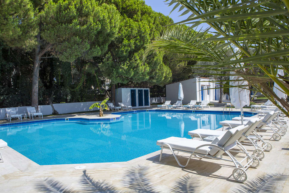 Risus Garden Marina Hotel