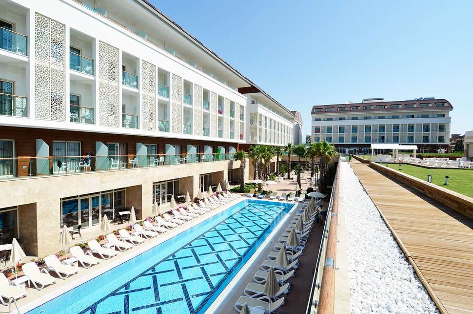 Trendy Verbena Beach