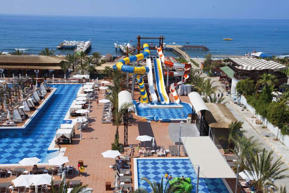 Quattro Beach Spa & Resort