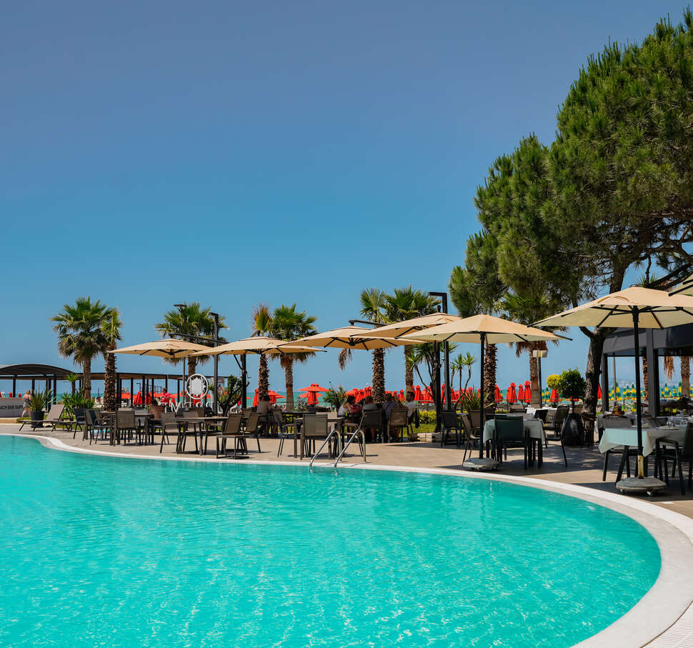 Supreme Hotel & Spa